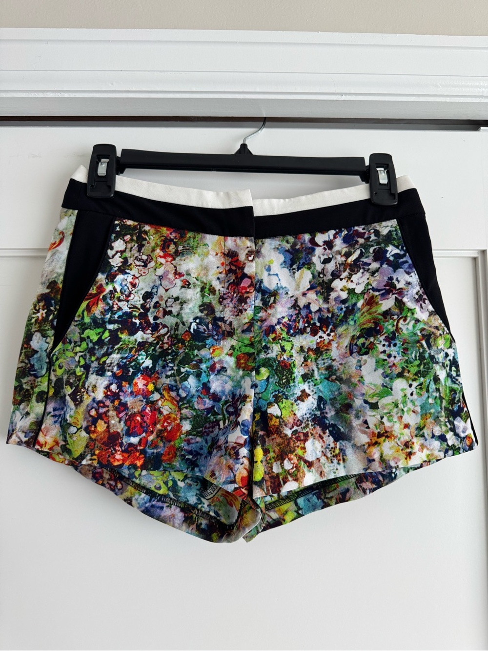 Forever 21 Multi-Colored Floral Print Shorts, Size S